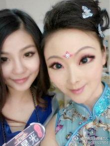 老师原来是女王,揭秘老师背后的神秘身份